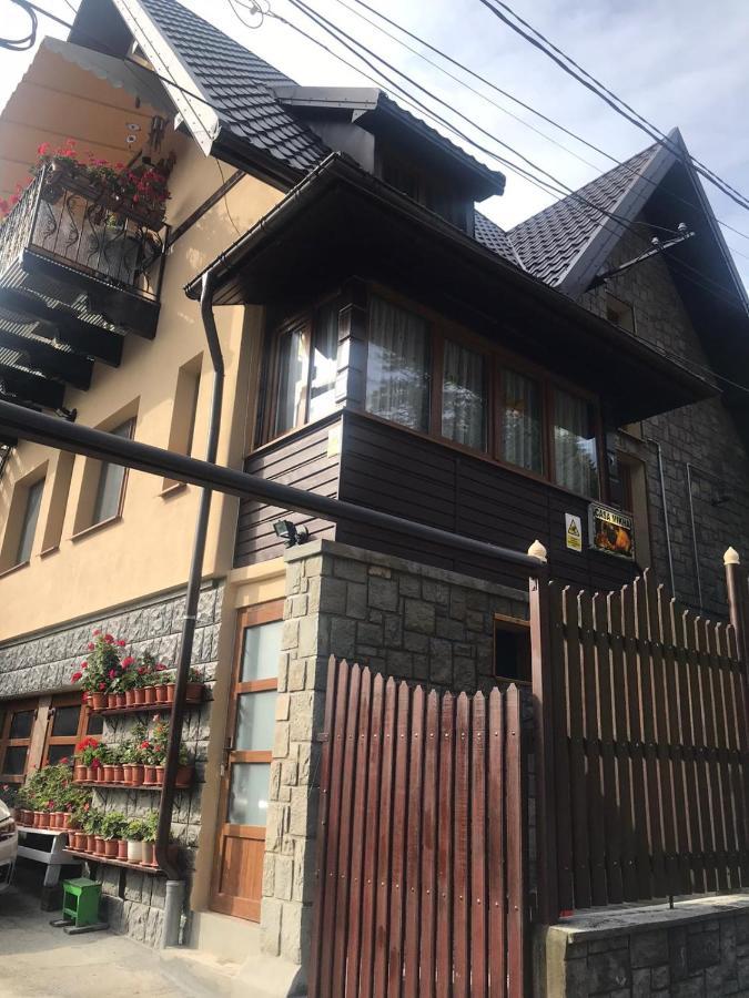 Casa Mikha Apartment Синая Екстериор снимка